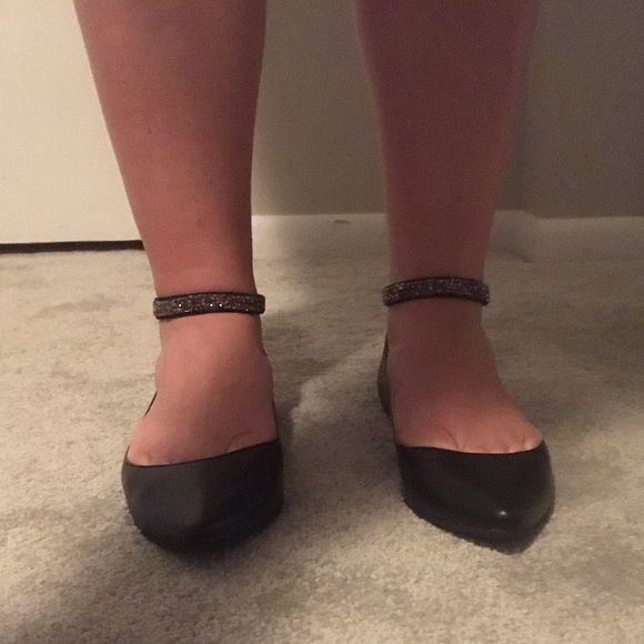 BCBGeneration black flats with rhinestone ankle, 6 - Picture 5 of 6
